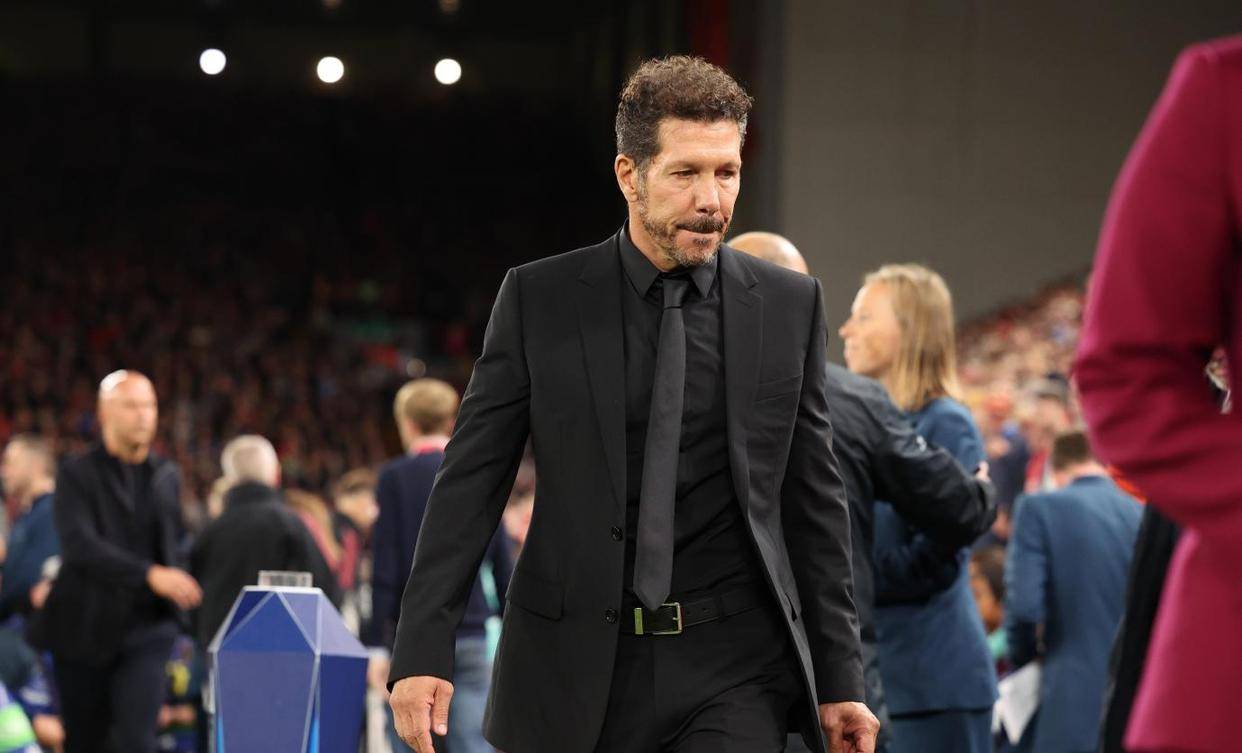 9人轮换酿惨案！马竞0-3保级队，西蒙尼神操作亲手送走冠军